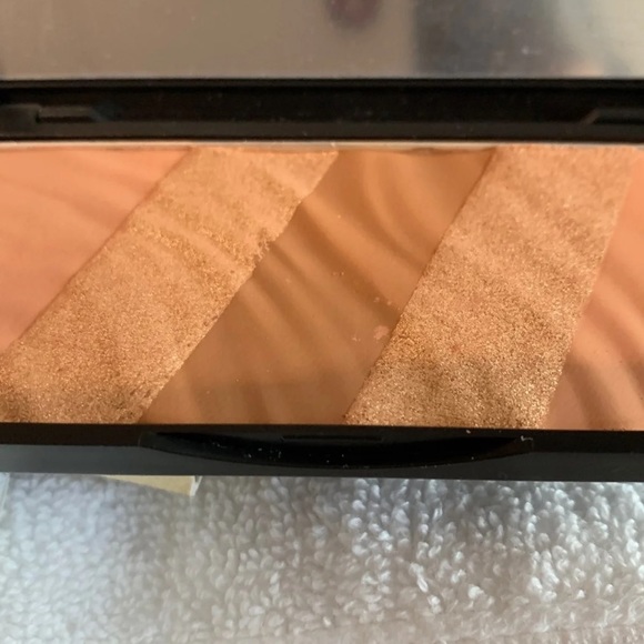 SOLD ❌ Makeup Bundle! - Picture 7 of 7